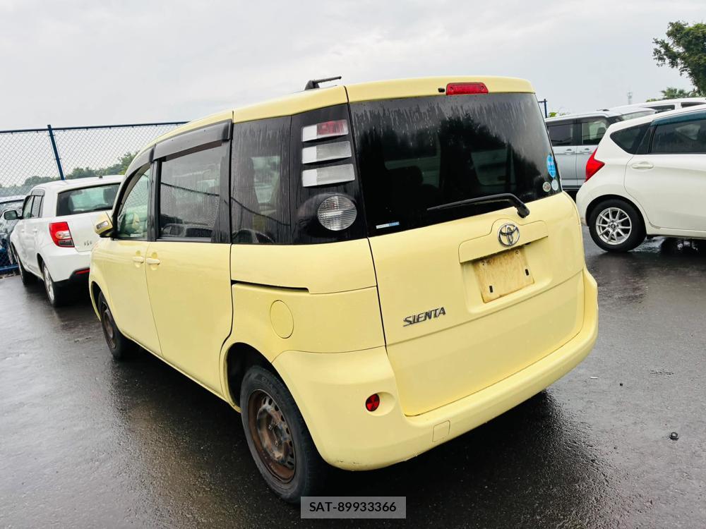Toyota SIENTA 2008-03 7633718-2