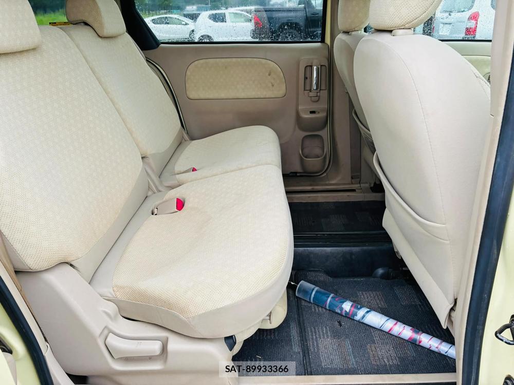 Toyota SIENTA 2008-03 7633718-8