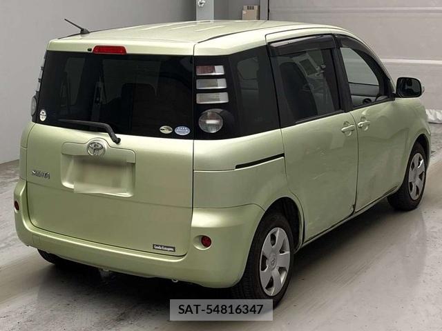 Toyota SIENTA 2009-07 7687983-1