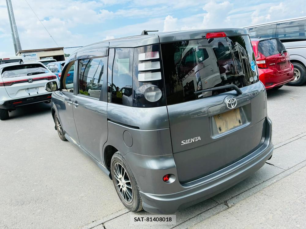 Toyota SIENTA 2008-07 7060718-2