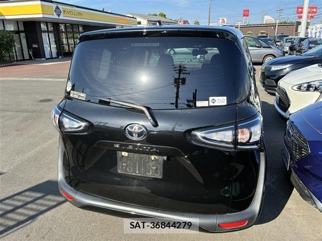 Toyota SIENTA 2021-05 7728632-1