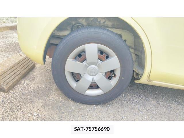 Toyota SIENTA 2005-12 7728682-9