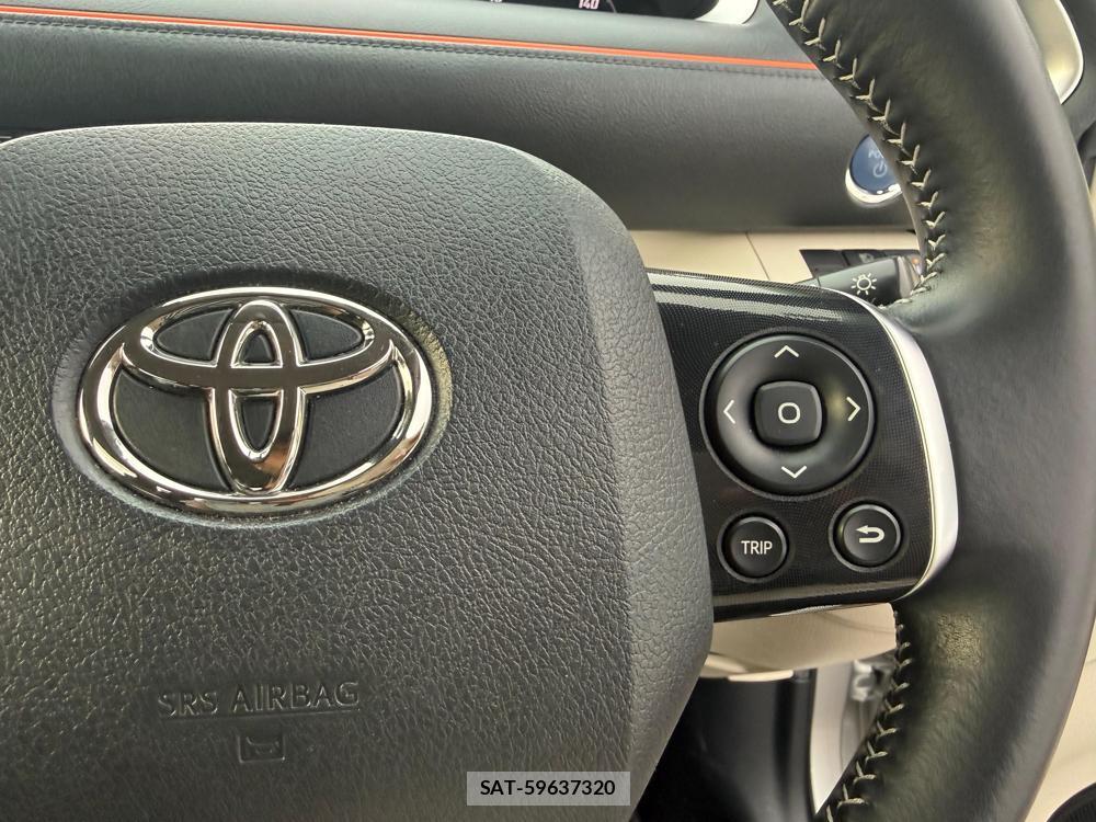 Toyota SIENTA 2016-09 1268864-16