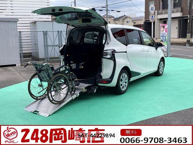 Toyota SIENTA 2018-02 7728619-0