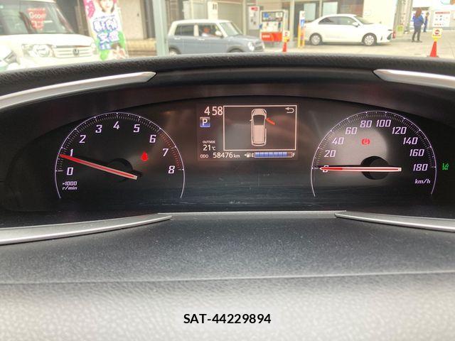 Toyota SIENTA 2018-02 7728619-21