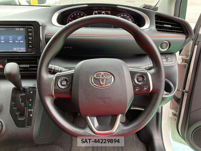 Toyota SIENTA 2018-02 7728619-23