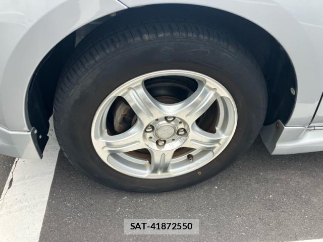 Toyota SIENTA 2003-12 7728681-2