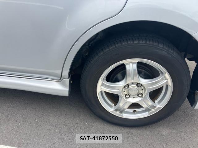 Toyota SIENTA 2003-12 7728681-3