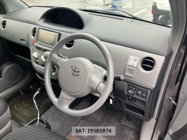Toyota SIENTA 2010-02 7728683-16
