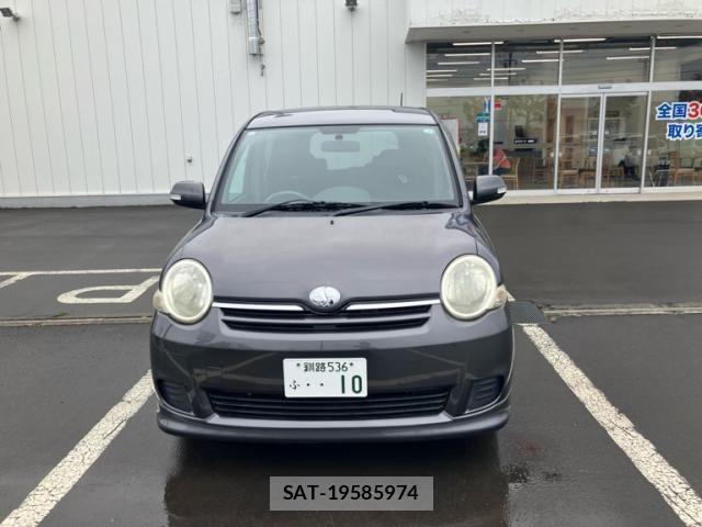 Toyota SIENTA 2010-02 7728683-2