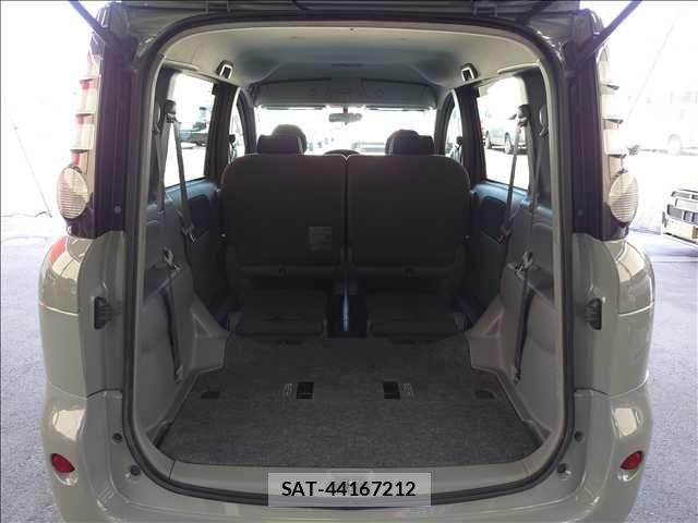 Toyota SIENTA 2010-03 7728646-18