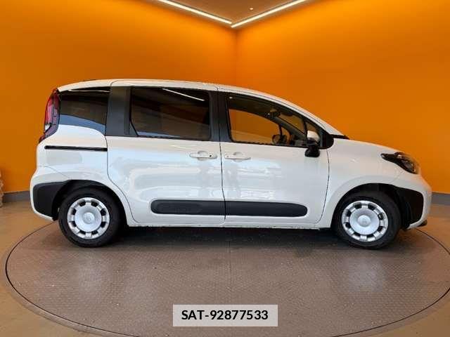 Toyota SIENTA 2022-11 7728591-10