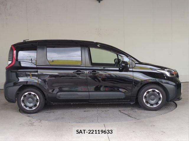 Toyota SIENTA 2024-02 7728601-16