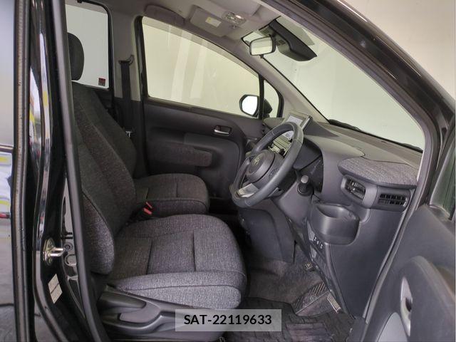 Toyota SIENTA 2024-02 7728601-25