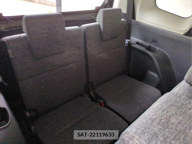 Toyota SIENTA 2024-02 7728601-27