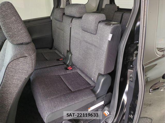 Toyota SIENTA 2024-02 7728601-4