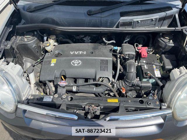 Toyota SIENTA 2010-07 7728672-18