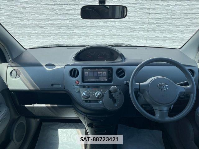 Toyota SIENTA 2010-07 7728672-1