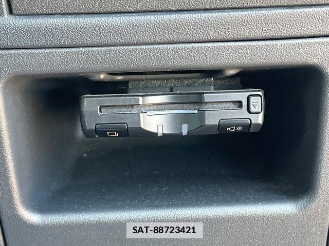 Toyota SIENTA 2010-07 7728672-5