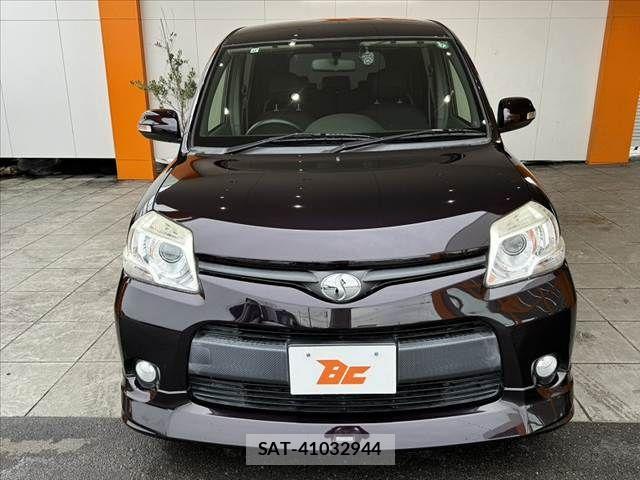 Toyota SIENTA 2013-11 7728663-8