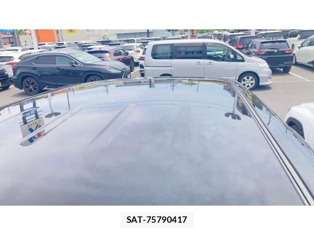 Toyota SIENTA 2014-02 7728665-13