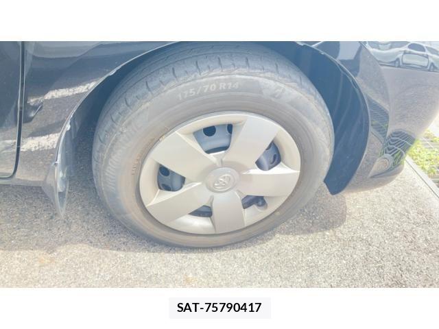Toyota SIENTA 2014-02 7728665-14