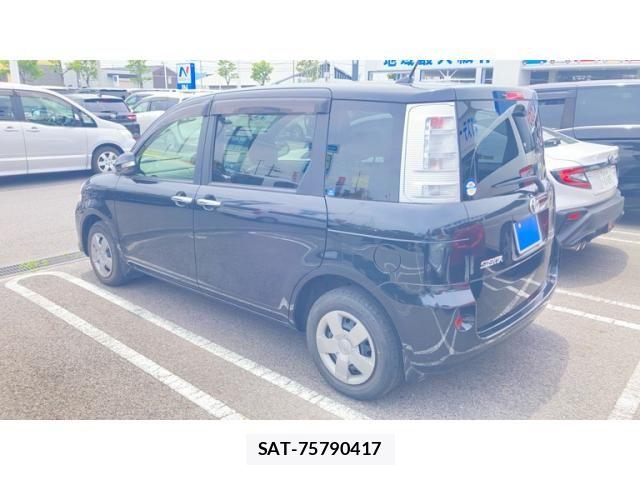 Toyota SIENTA 2014-02 7728665-3