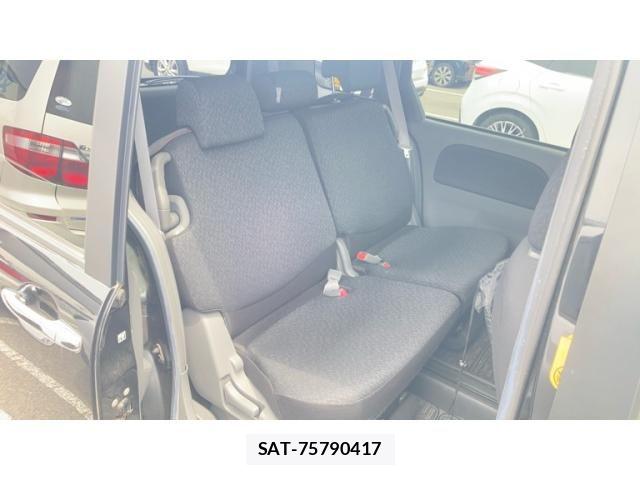 Toyota SIENTA 2014-02 7728665-5