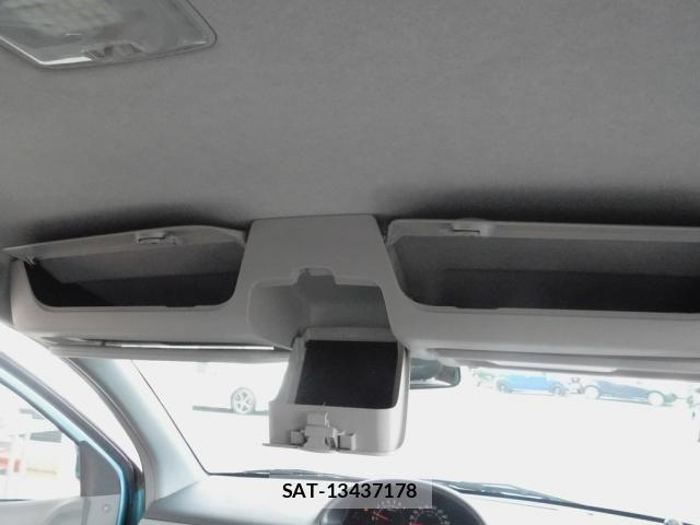 Toyota SIENTA 2005-06 7728671-14