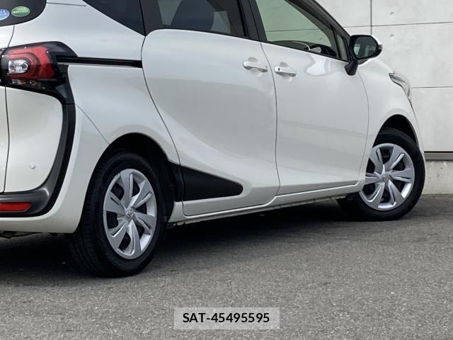 Toyota SIENTA 2021-05 7728602-17