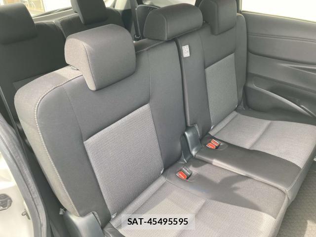 Toyota SIENTA 2021-05 7728602-23