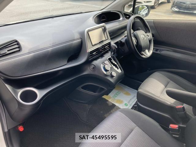 Toyota SIENTA 2021-05 7728602-25