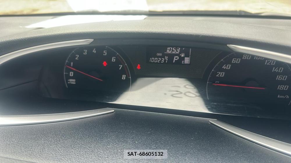 Toyota SIENTA 2015-10 7353013-14
