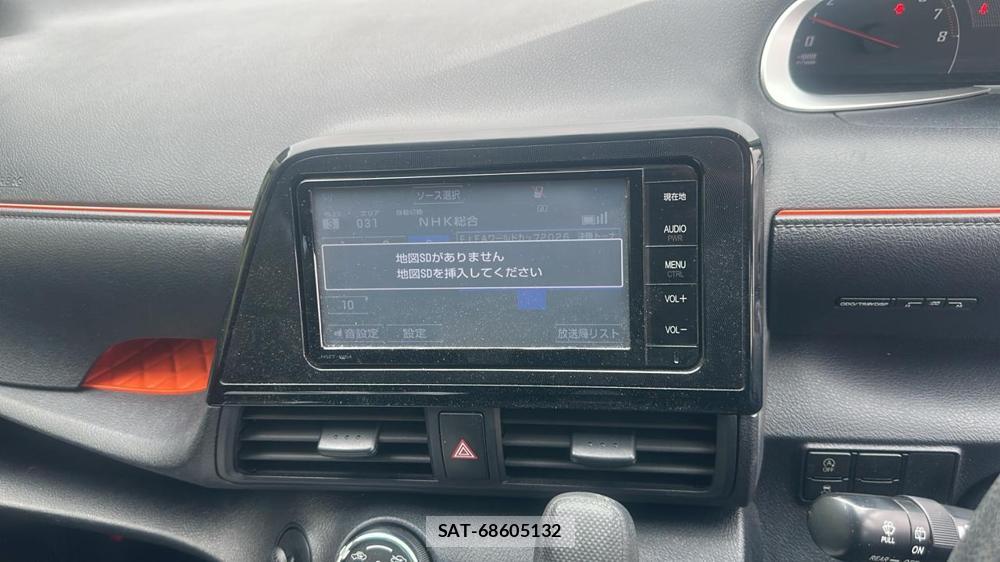Toyota SIENTA 2015-10 7353013-17