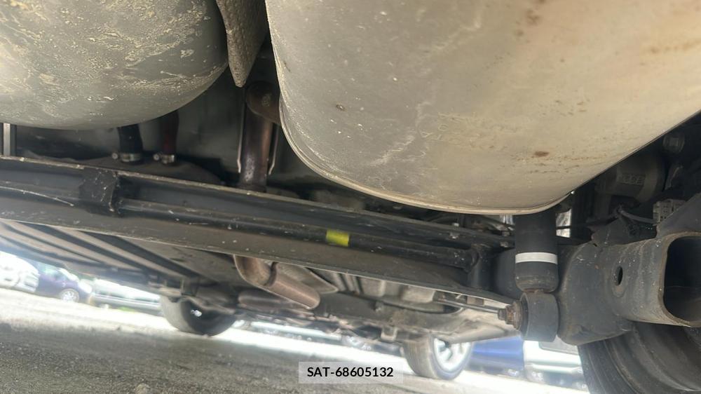 Toyota SIENTA 2015-10 7353013-32