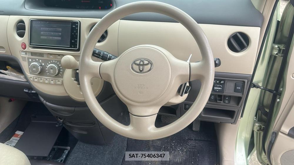 Toyota SIENTA 2009 7332892-13