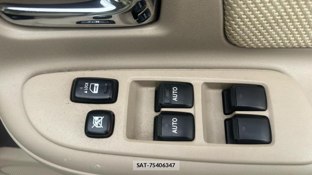 Toyota SIENTA 2009 7332892-20