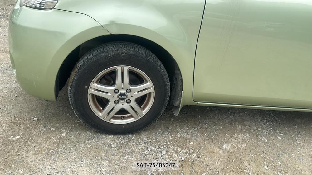 Toyota SIENTA 2009 7332892-27