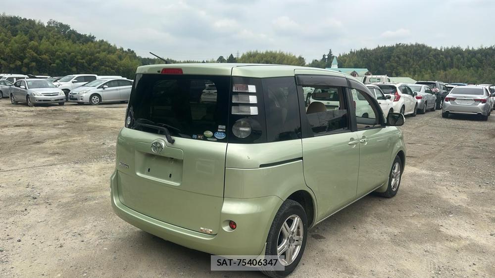 Toyota SIENTA 2009 7332892-4