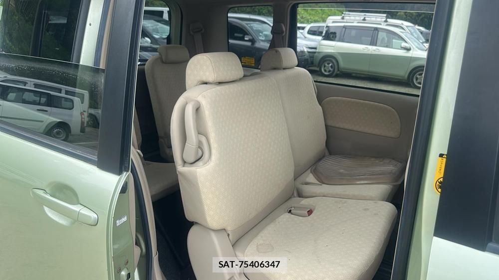 Toyota SIENTA 2009 7332892-8
