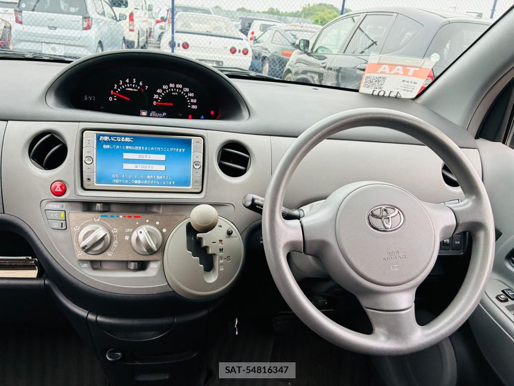 Toyota SIENTA 2009-07 7687983-13