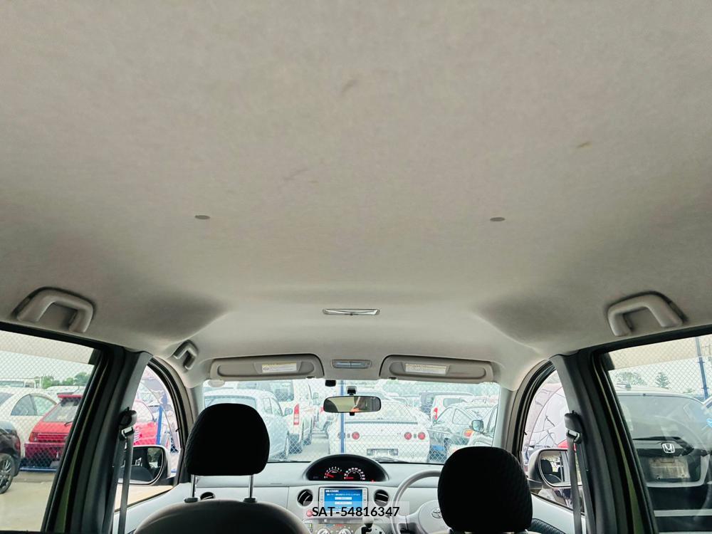 Toyota SIENTA 2009-07 7687983-24