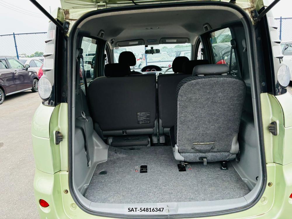 Toyota SIENTA 2009-07 7687983-25