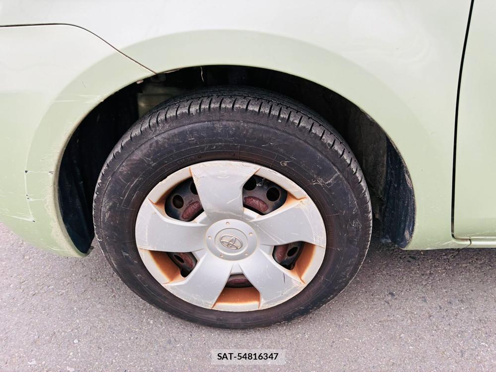 Toyota SIENTA 2009-07 7687983-29