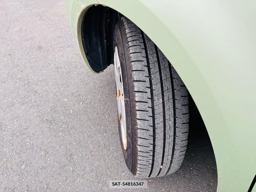 Toyota SIENTA 2009-07 7687983-32