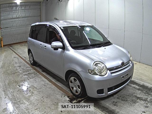 Toyota SIENTA 2007-11 7787562-0