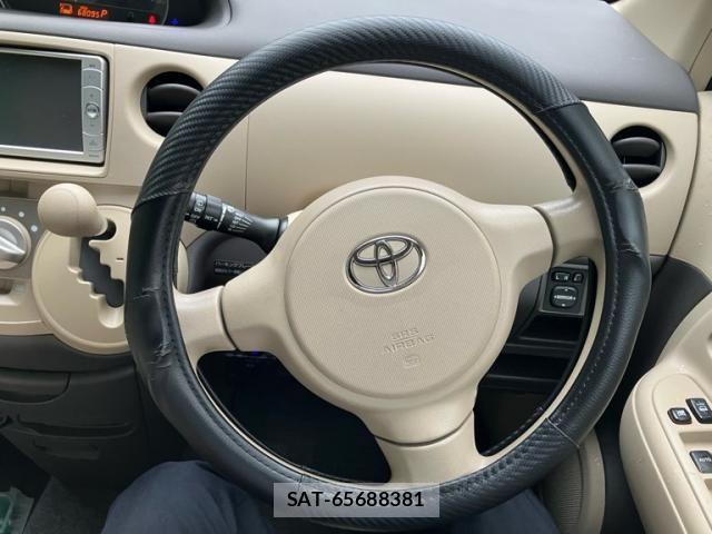 Toyota SIENTA 2009-09 7789104-10