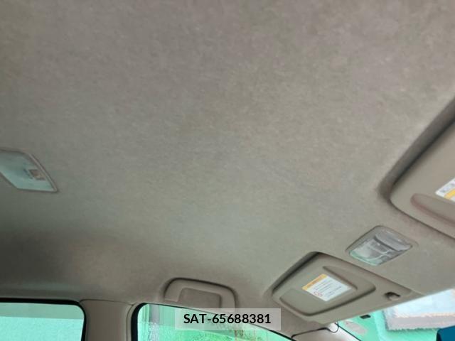 Toyota SIENTA 2009-09 7789104-16