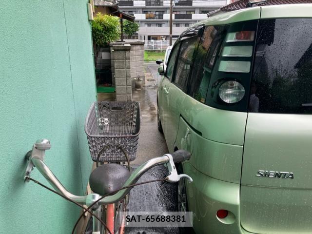 Toyota SIENTA 2009-09 7789104-3