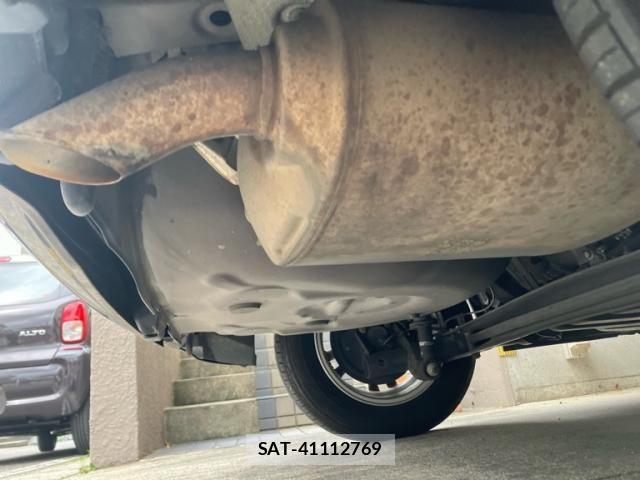 Toyota SIENTA 2012-04 7789103-14